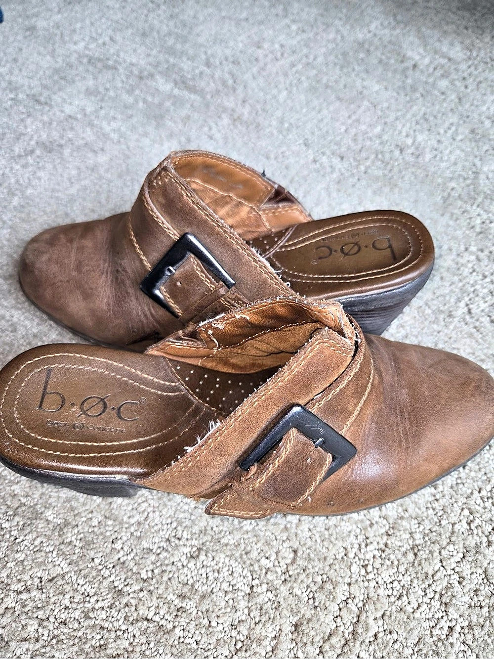 b.o.c Buckle Mule Clogs in Brown US 7